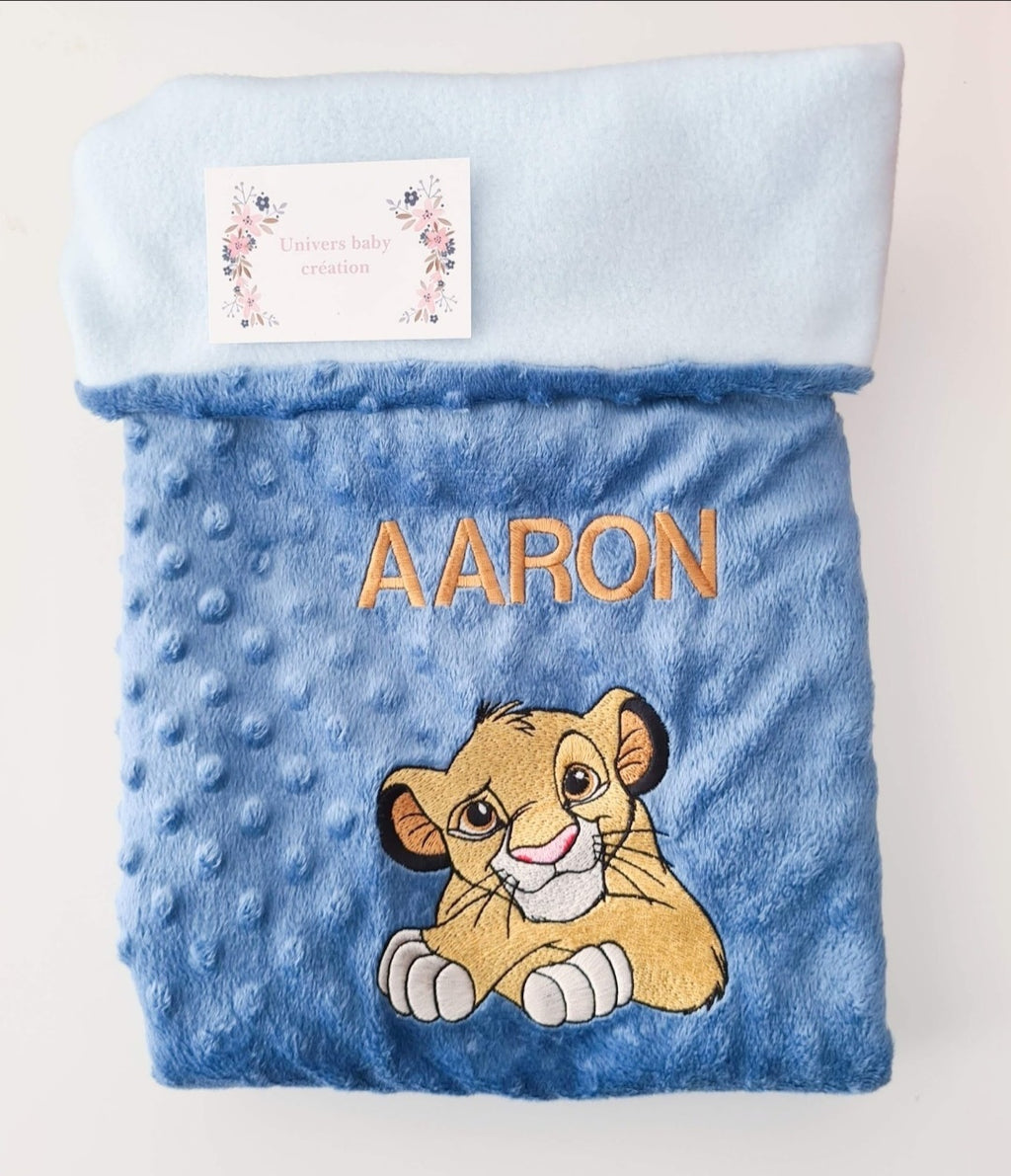 Plaid Simba Personnalisé – Broderie Prénom | Cadeau Naissance