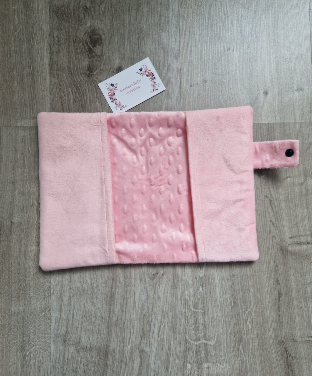 Protège-Carnet de Santé Personnalisé – Rose Minky Doux | Broderie Minnie | Cadeau Naissance pour Fille